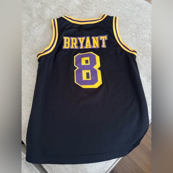 KOBE BRYANT Los Angeles Lakers NIKE VTG Throwback Jersey #8 Rewind 61 NBA Kid M - Picture 2 of 2